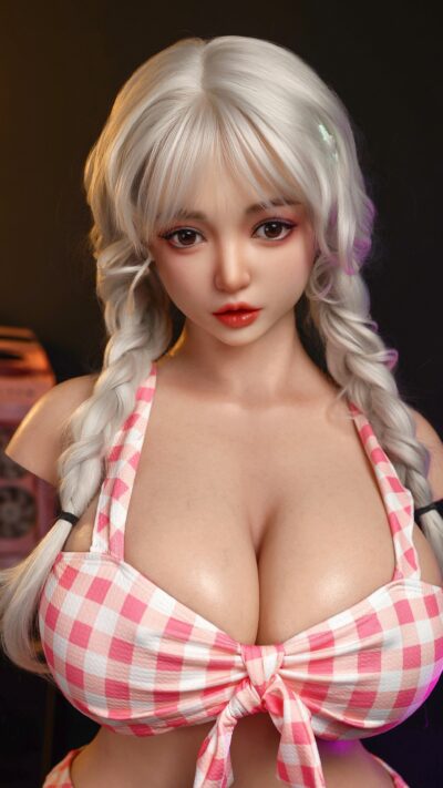 77.5cmcm (2.54ft) D-Cup Real Skin Texture Silicone Doll Torso -Luna